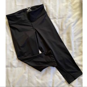 2xu Cropped Compression Leggings